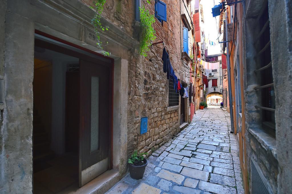 Antique Apartment Arsenale Rovinj Exterior photo